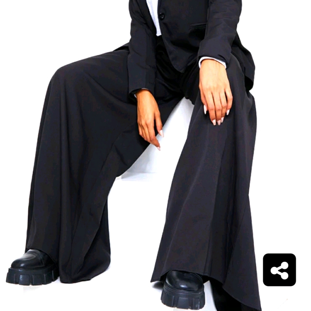 Extreme Wide Leg Floaty Pant